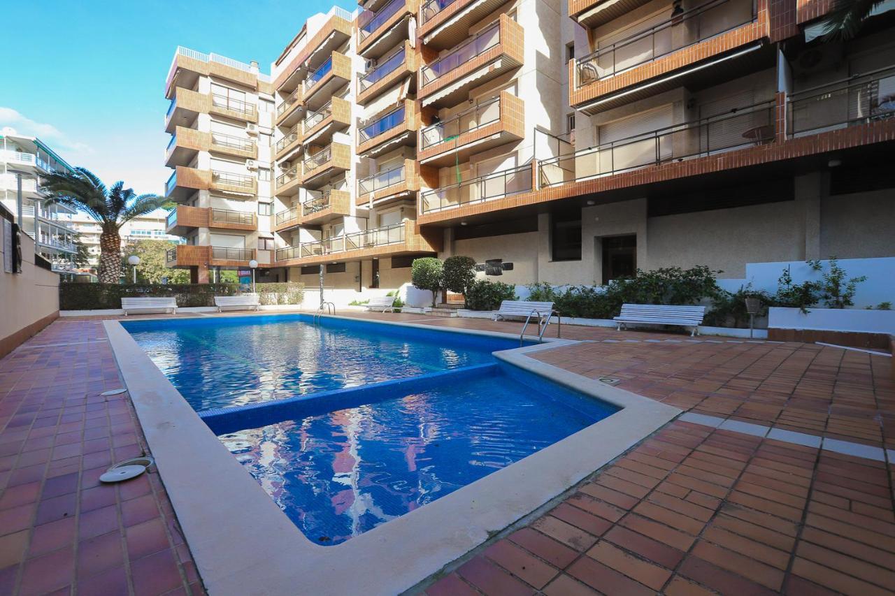 Апартаменти Differentflats Casalmar Салоу Екстер'єр фото