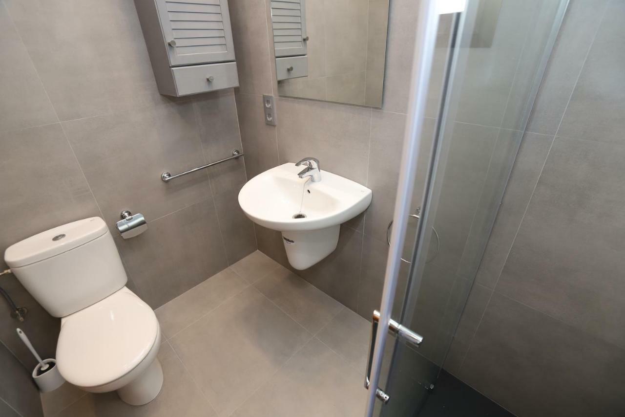Апартаменти Differentflats Casalmar Салоу Екстер'єр фото